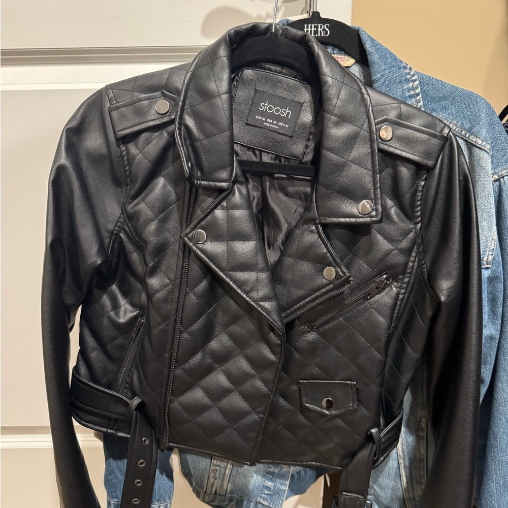 Leather jacket - Picture 2 of 2